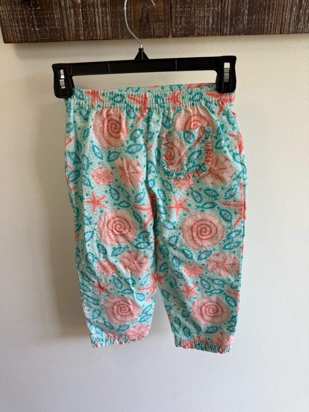 Lilly Pulitzer Beach-Themed Teal/Coral Capri Pants Back Pocket size 6